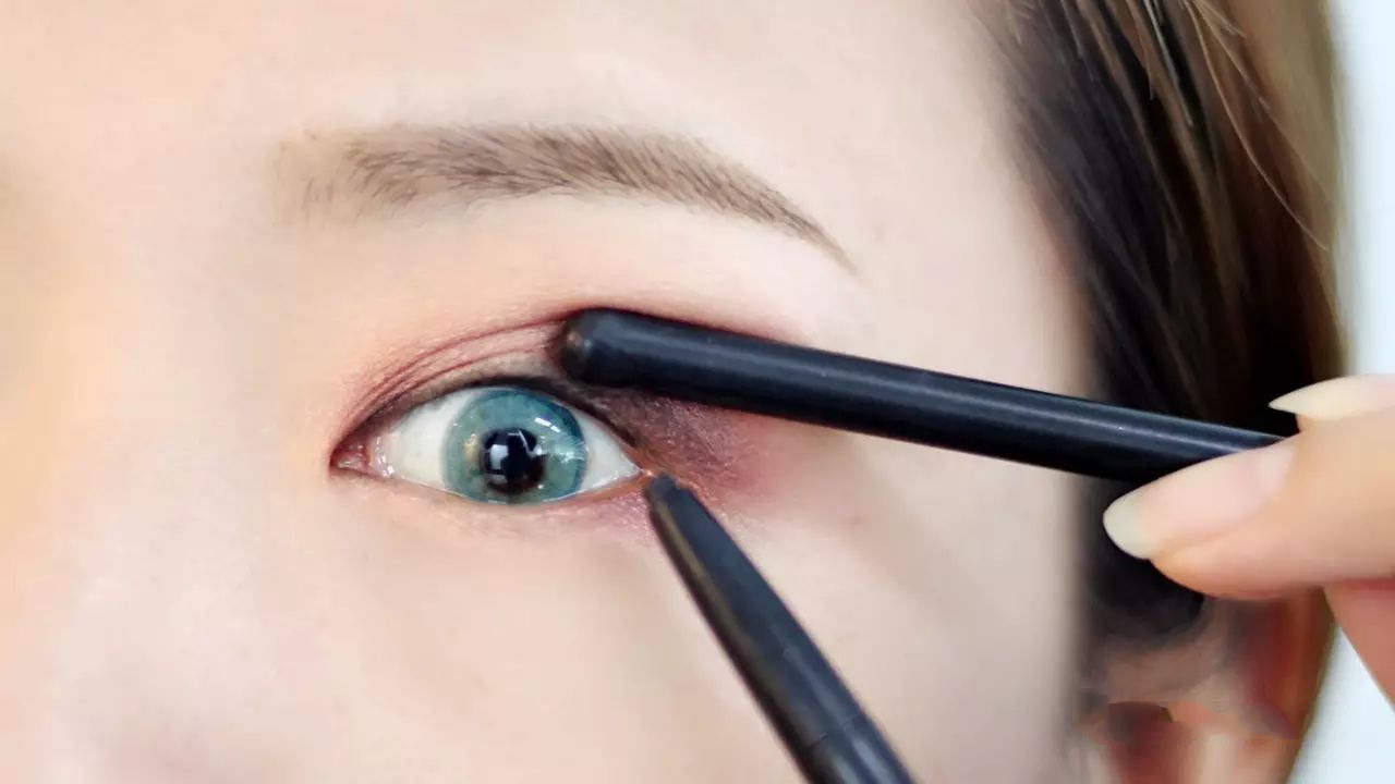 20200610大碗美妆：今日推荐必备酒红水淡妆