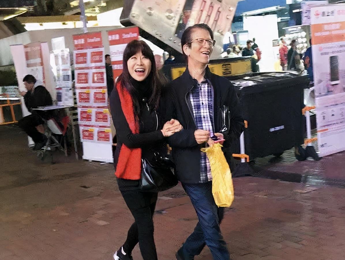 港姐新恋情被曝,港姐被爆脚踏7条船