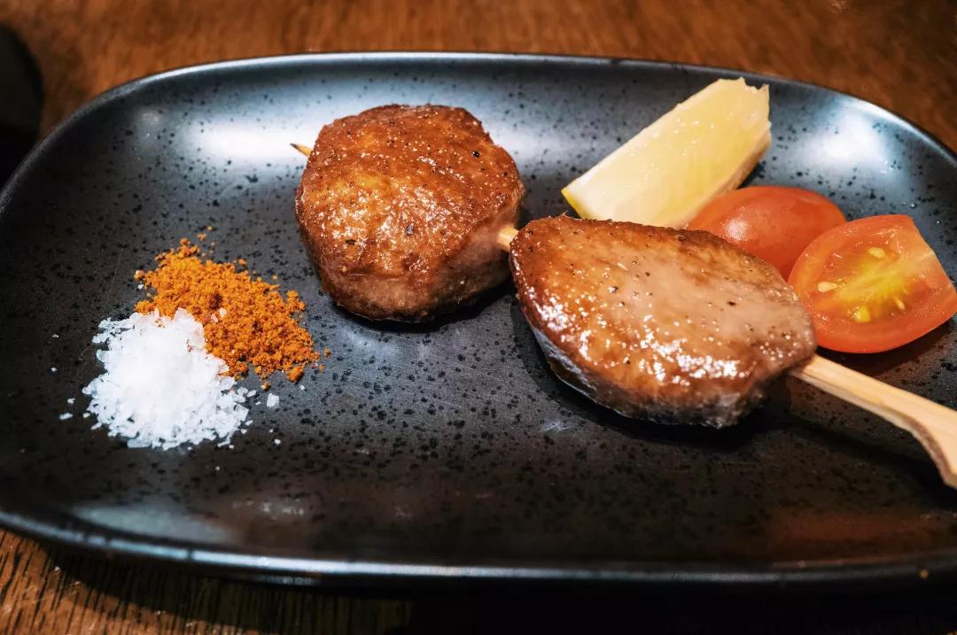 200元住总统套房,200块住酒店吃大餐