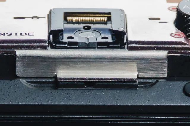 切了顶的SonyA7RII,能否变身成高像素版A7C?