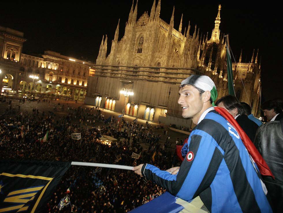 国际米兰球星萨内蒂图片,国米欧冠萨内蒂图文