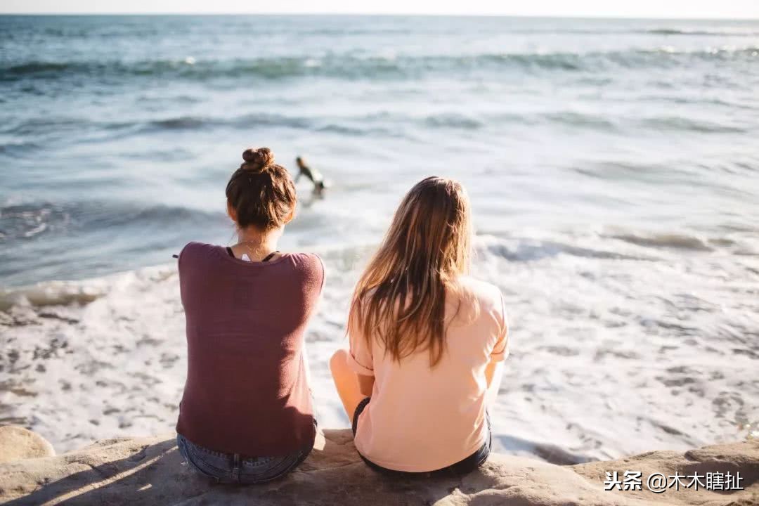 心理学：如何看透一个人的本性？观察这3个细节，十之八九不会错