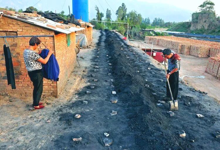 夫妻烧烤店打工一个月能赚多少,夫妻烧烤店收入十几万