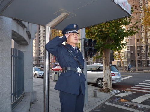 职场百科:门卫岗位职责知多少!门卫工作怎么找?门卫月薪如何?