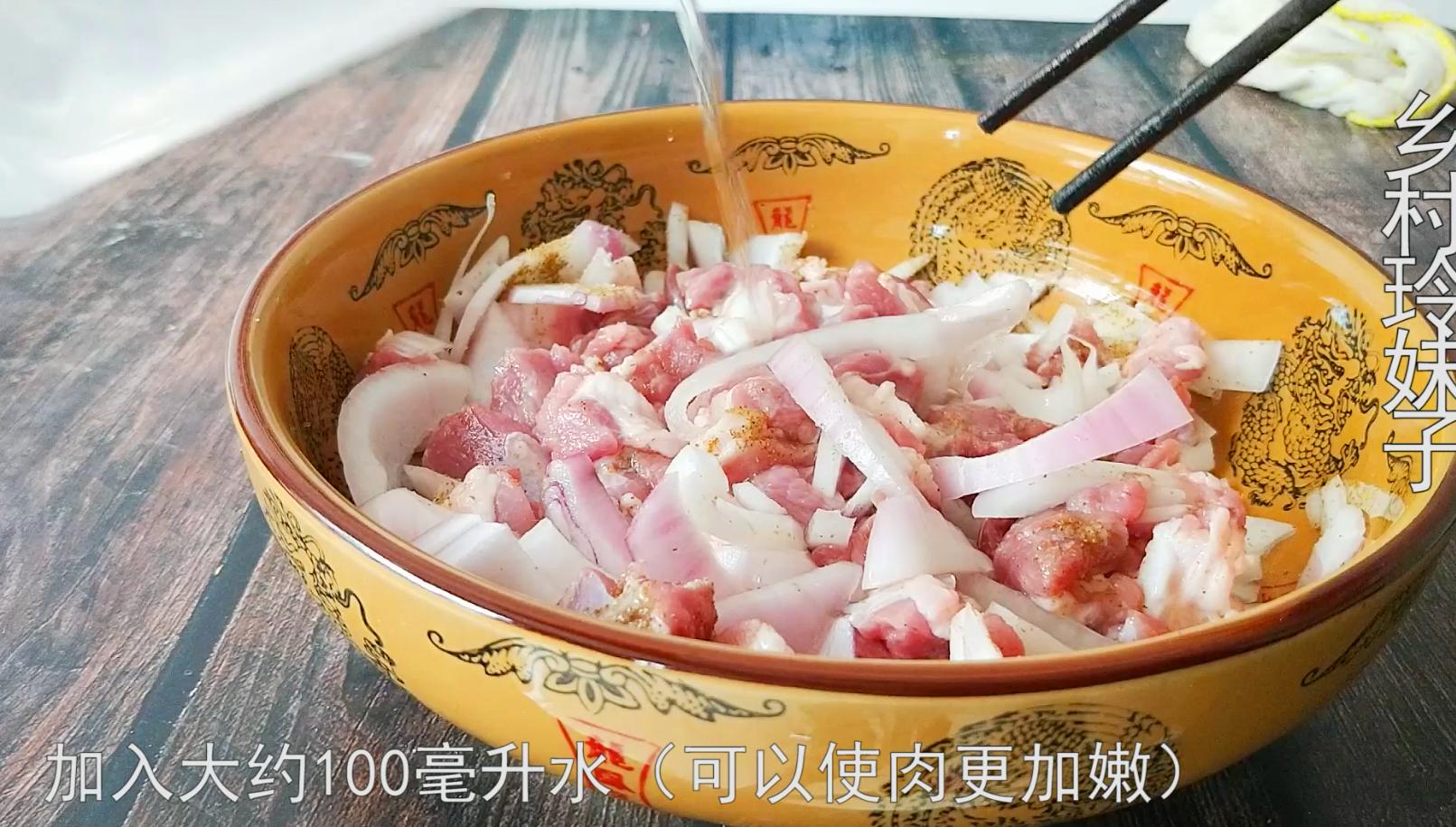 新疆人烤羊肉串为什么没有膻味,冷冻的羊肉烤羊肉串怎么去膻味