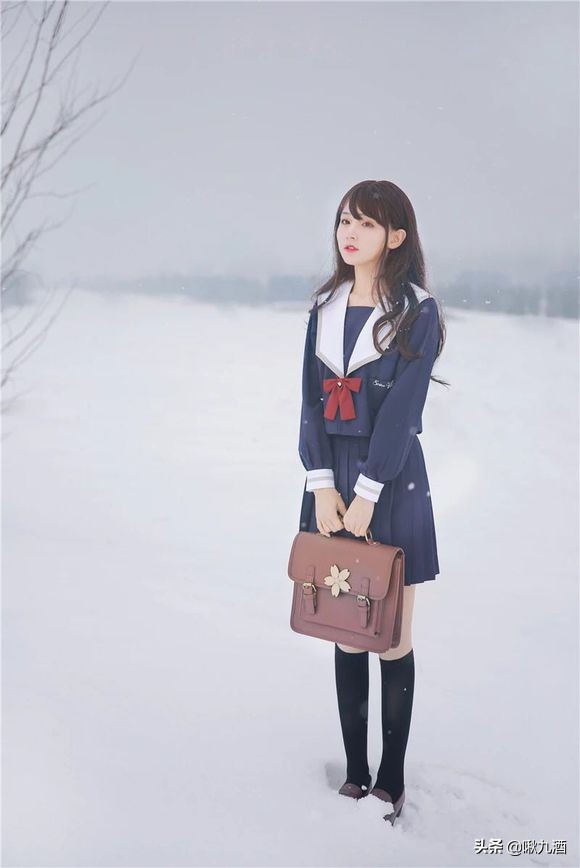 新手如何选择jk制服平价,想入手jk制服但不知道需要买什么