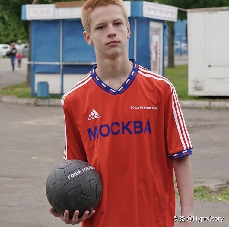 2010-2019十年间,到底哪些球衣才算得上真正的跨时代?