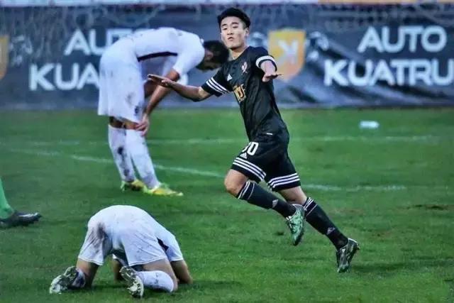 于大宝十佳球,于大宝留洋葡萄牙经历