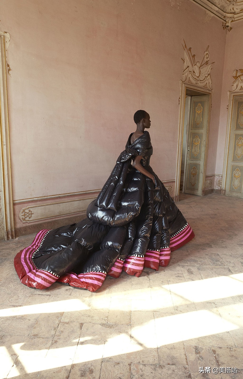 moncler羽绒服genius,moncler经典款羽绒服深度解析