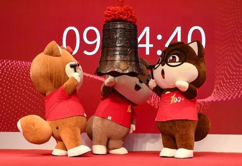 米老鼠和唐老鸭动画制作过程,唐老鸭动画视频三只松鼠