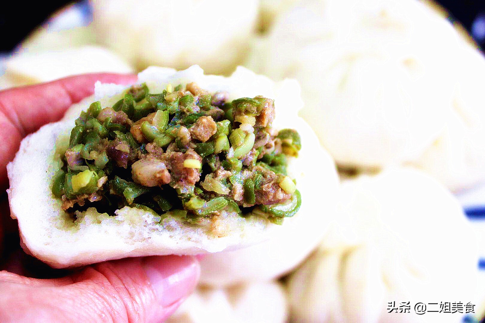 豆角肉包子的包法和发面全过程,做豆角包子豆角需要用水焯一下吗