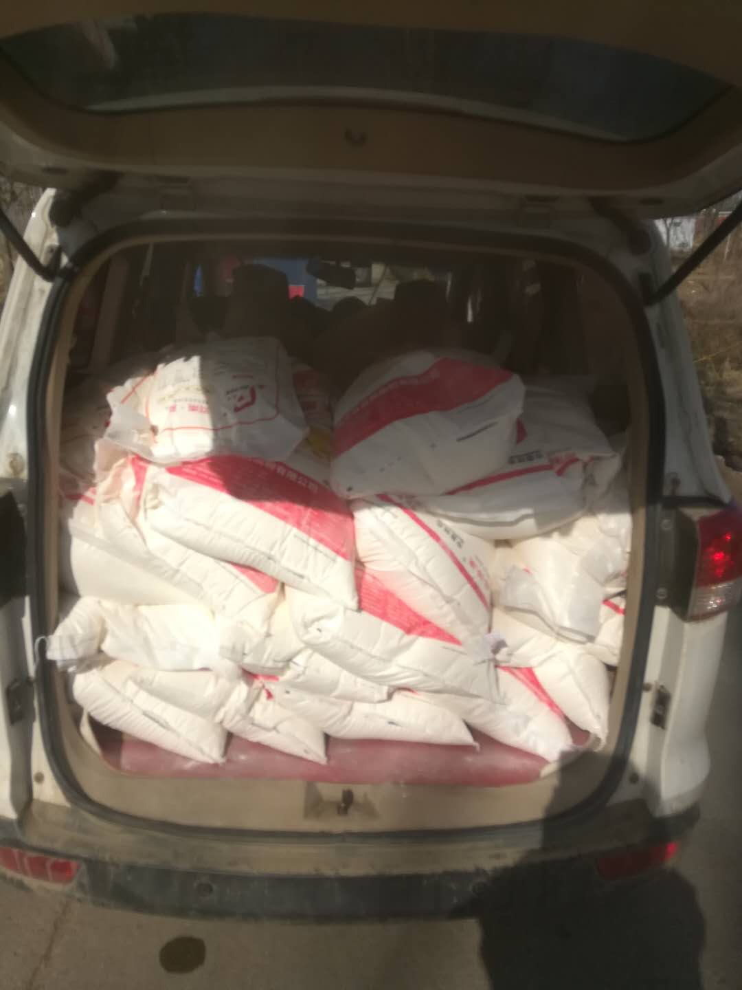 桐柏县黄岗镇任明扬：副支书变身“代购员”“送货员”