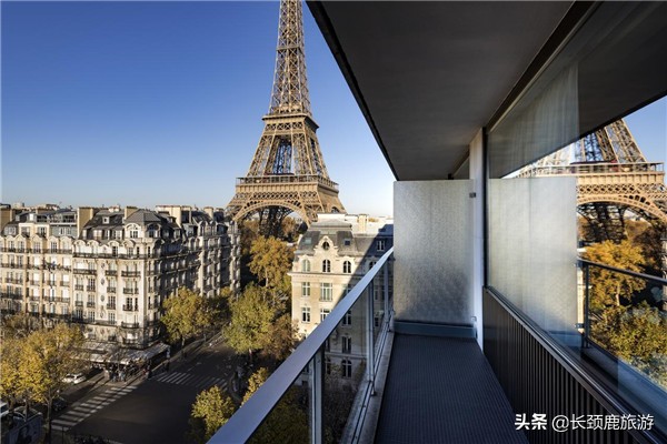 巴黎铁塔旅游攻略大全,去巴黎住哪里最便宜