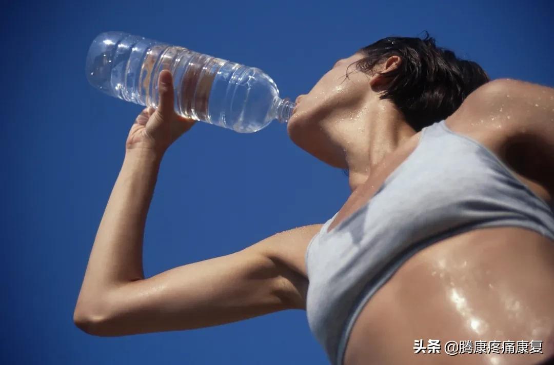 老人小腿疼痛是什么原因,小腿疼痛是什么原因引起的