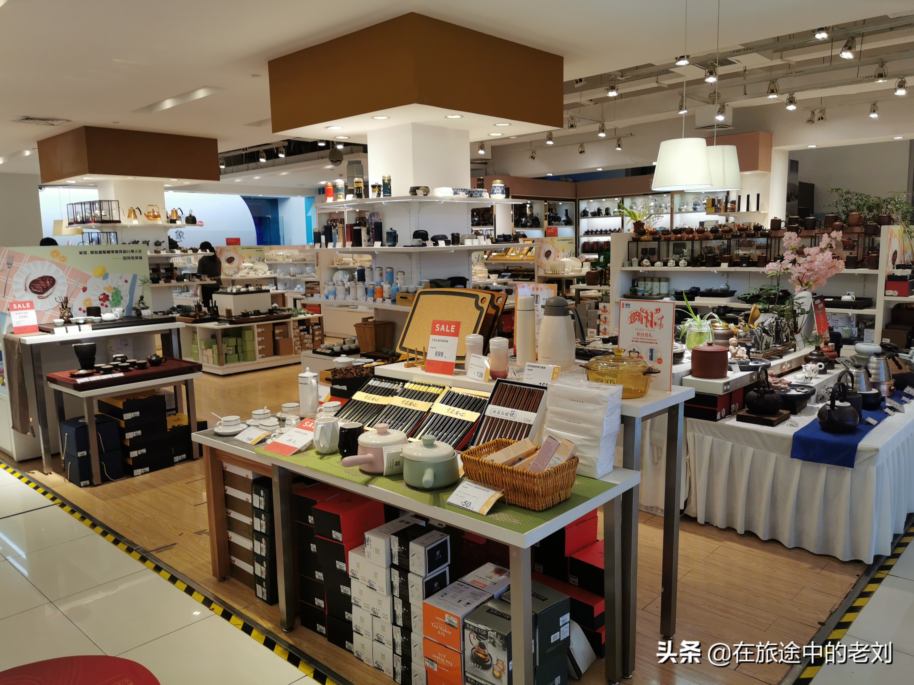 深圳华强北步行街攻略,深圳逛华强北去哪个市场