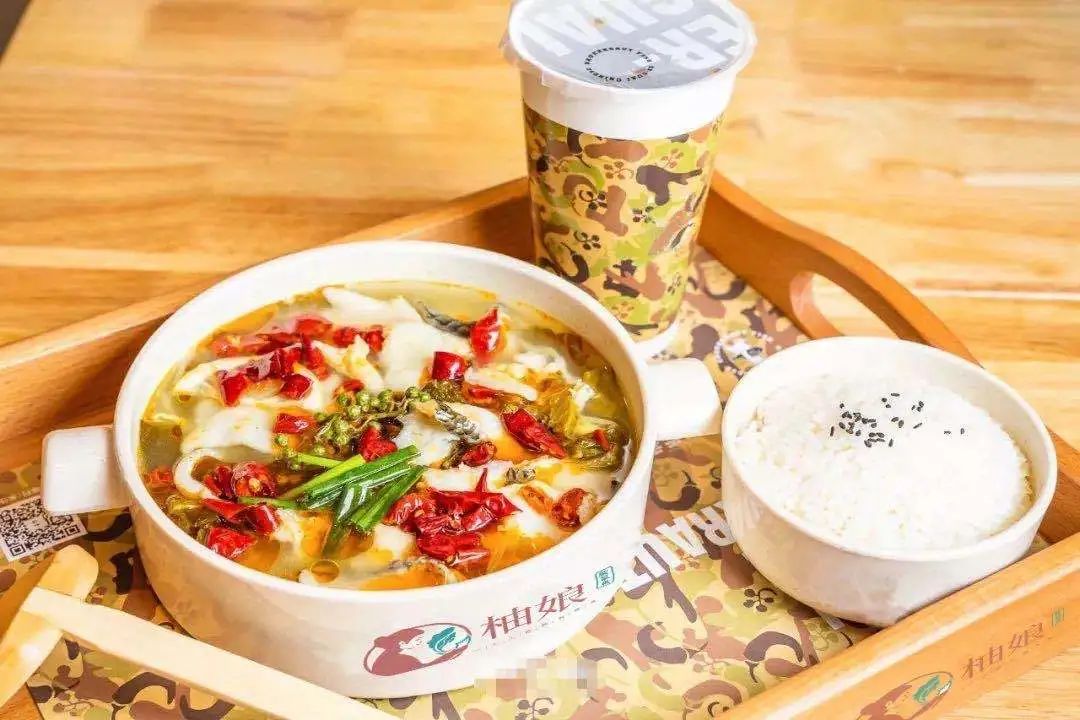 把茶饮、甜品卖给30000家火锅店餐+饮或有新惊喜