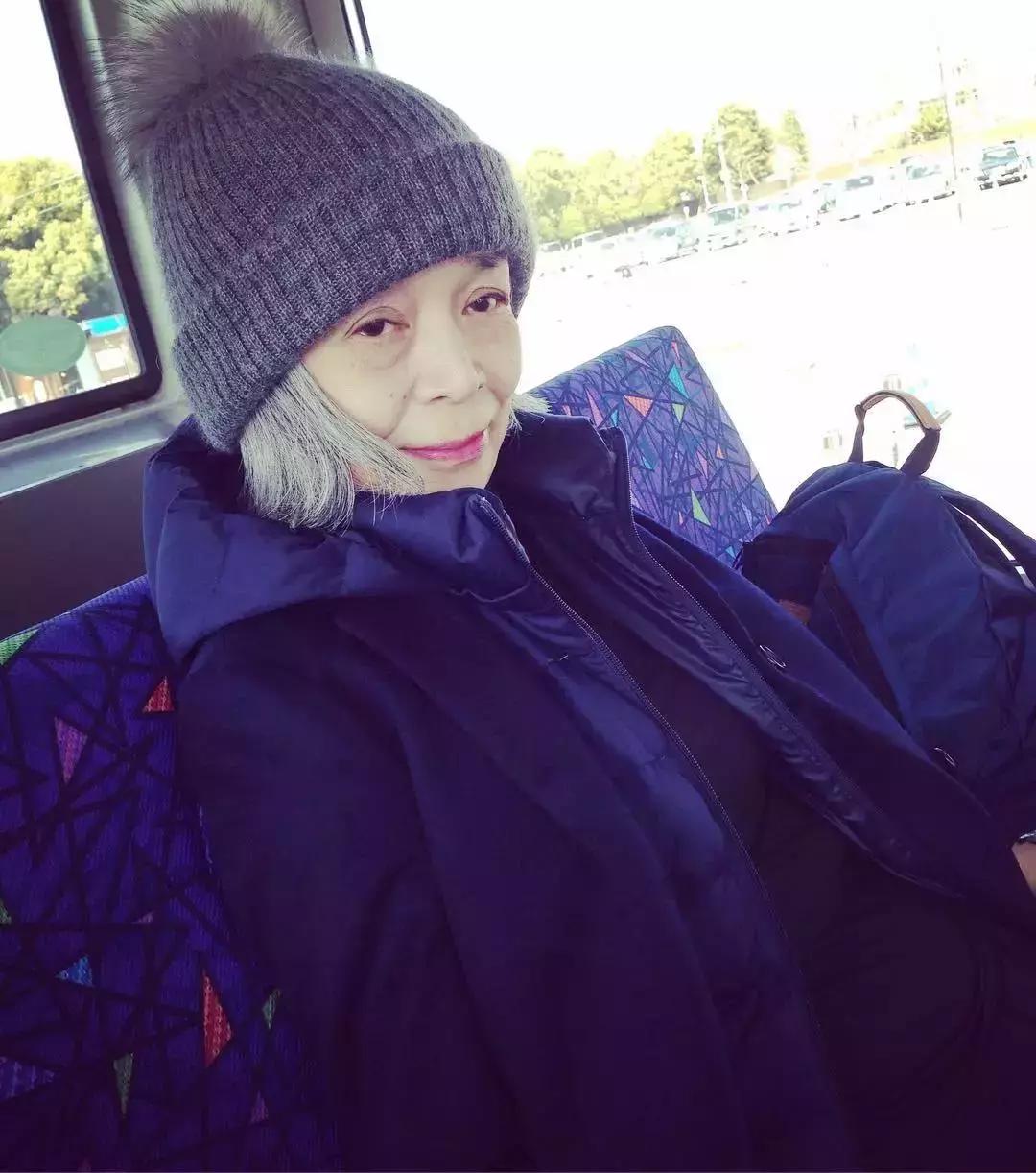 80岁的时尚潮流老奶奶 (88岁时尚老奶奶)