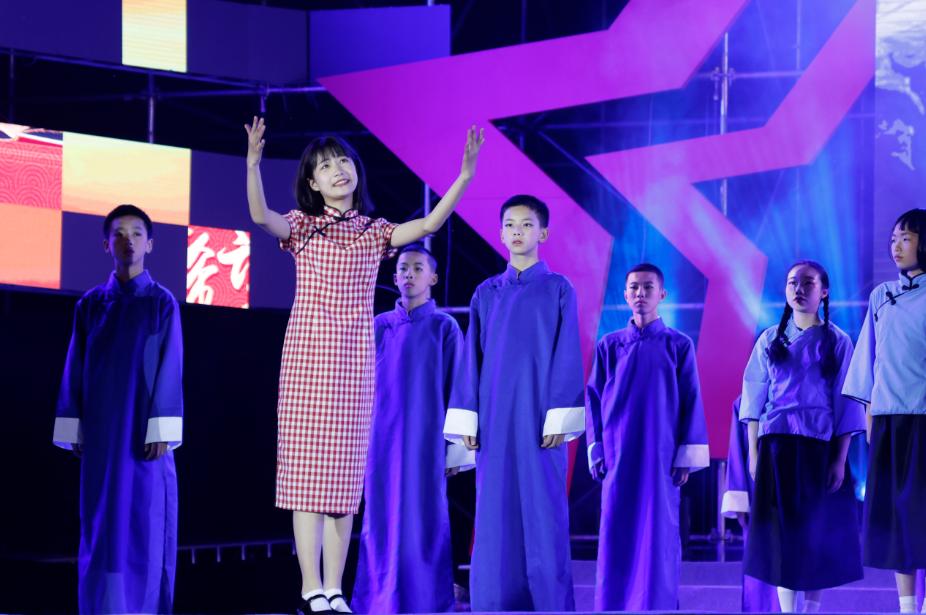 群星闪耀盛典完整视频,群星闪耀联欢晚会