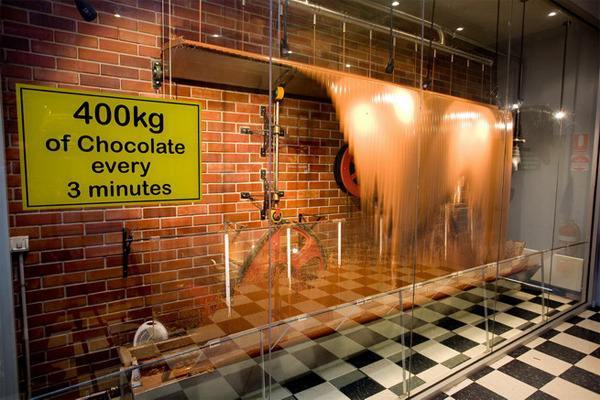 巧克力配酒美食,松露巧克力加酒