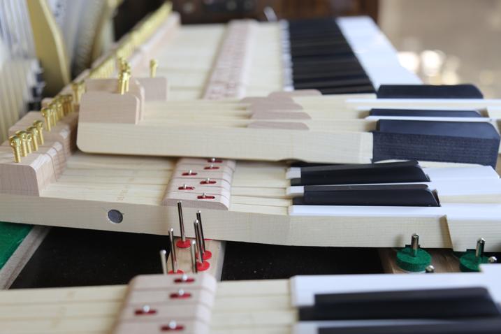 德国“洛尔菲”钢琴RF123E技术评测(连云港一生钢琴城原创)