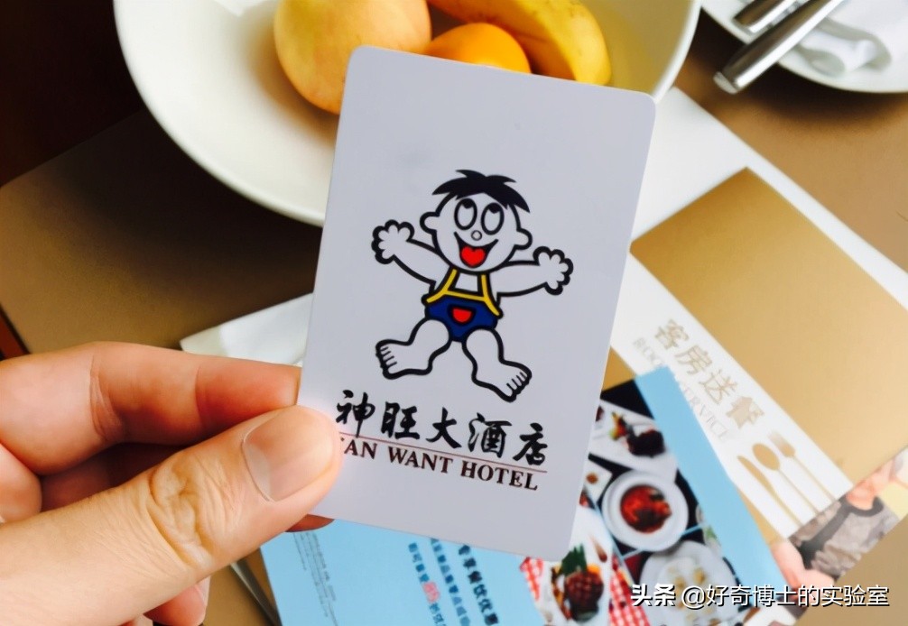 手机进水放进米缸里真的管用吗,手机进水放进米缸有用吗