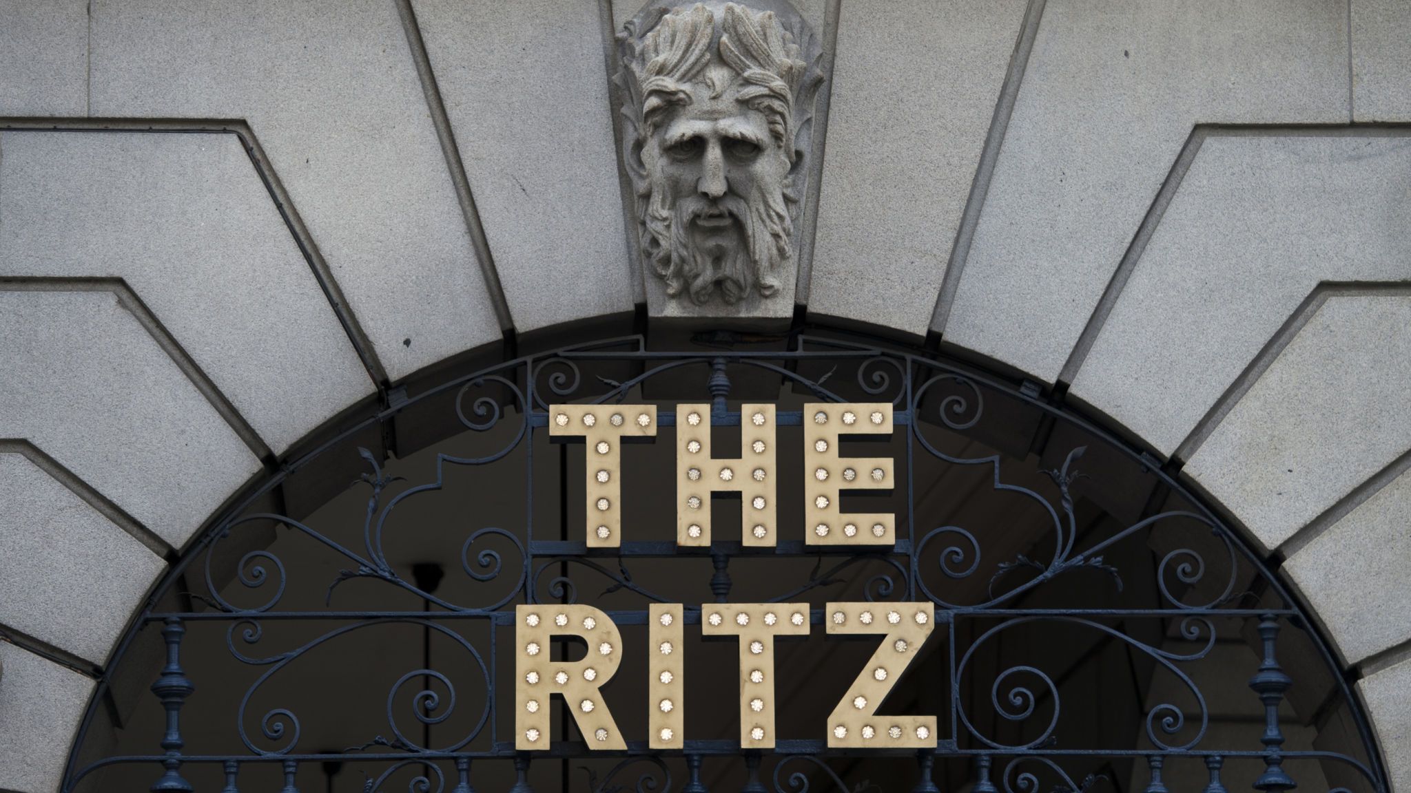 窃听风云香港富豪吃饭,窃听风云富豪反监听