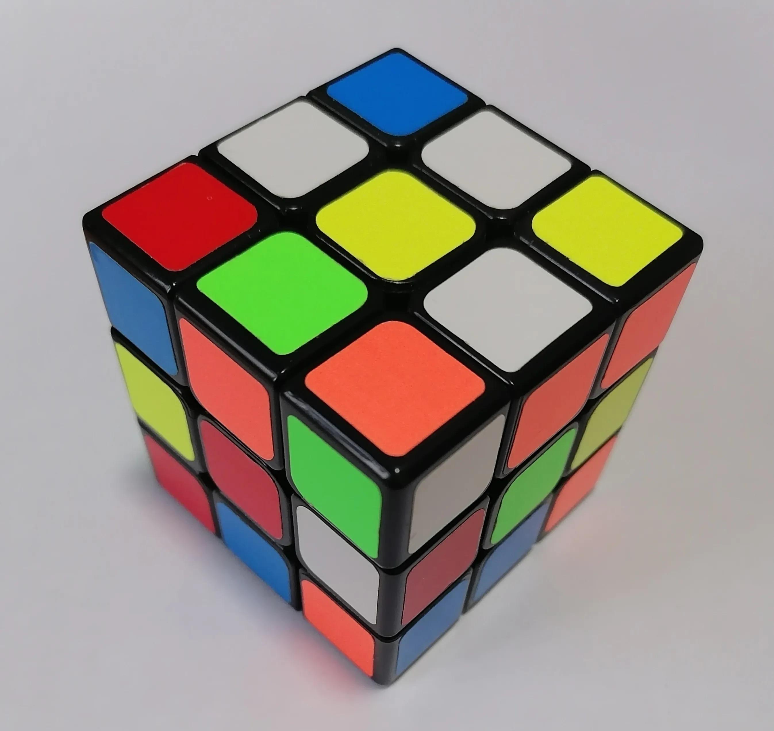 三阶魔方第一层复原最详细步骤,立方体魔方还原方法最简单