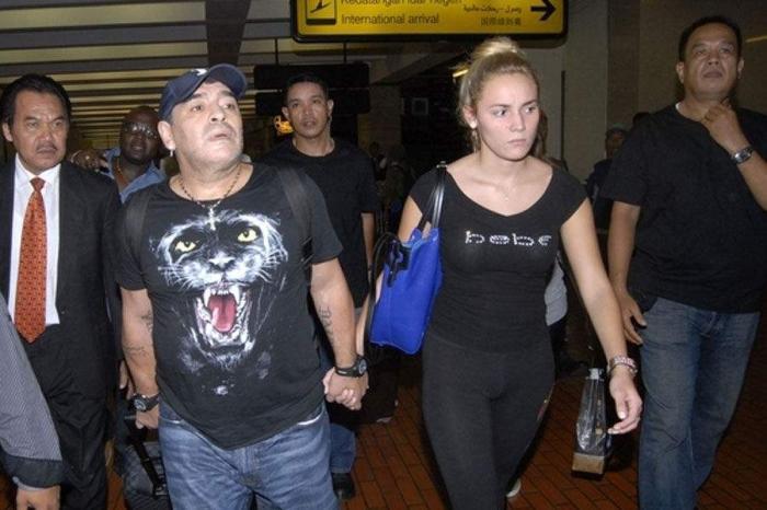 马拉多纳病逝前,发文悼念马拉多纳