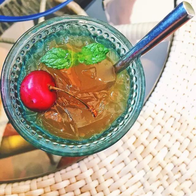 吐鲁番的葡萄熟了的景色,吐鲁番的葡萄熟了美丽的风景