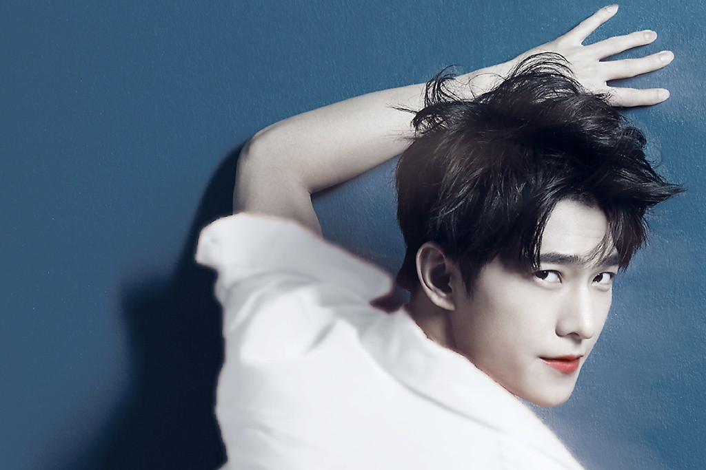 鹿晗蔡徐坤王源易烊千玺,范丞丞易烊千玺gq盛典照片