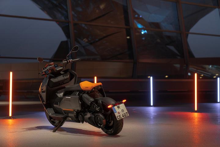 3款最新的高速电摩,3000以内电摩极速排行