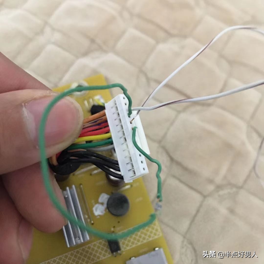 显示器改led灯条后不够亮,显示器屏幕改无影灯