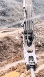 想知道上面的这个洞洞是用来干什么的？