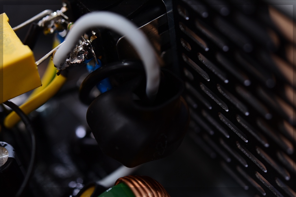 爱国者es650什么电容,爱国者yogo电源es650