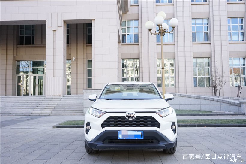 RAV4荣放的动力差吗？它的异响严重吗？车主反馈了几个小毛病