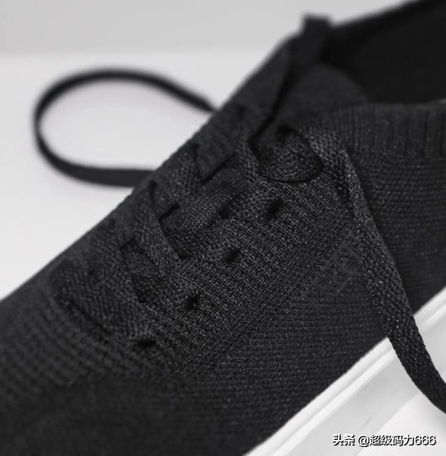 李宁飞织透气轻便跑步鞋,李宁飞织板鞋