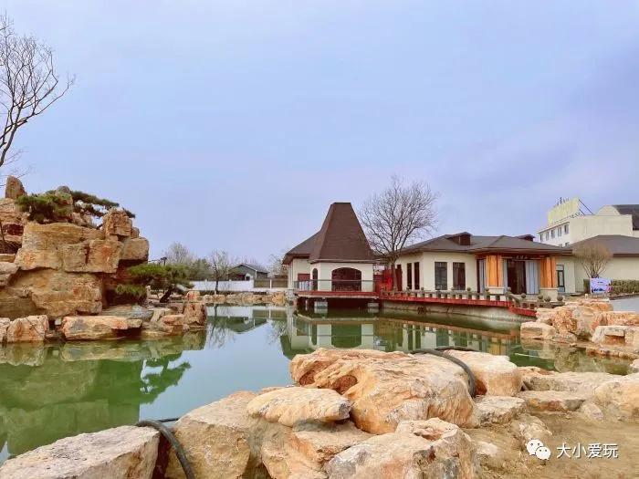 周边游玩推荐适合带孩子温泉,适合带孩子游玩的室内温泉水世界