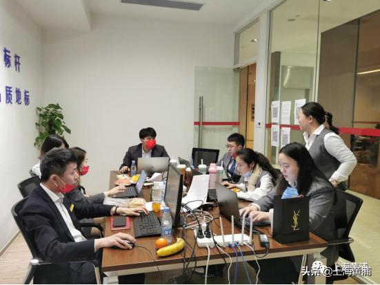 线下销售“牛”劲十足的他们，还在线上创造了新的全国纪录