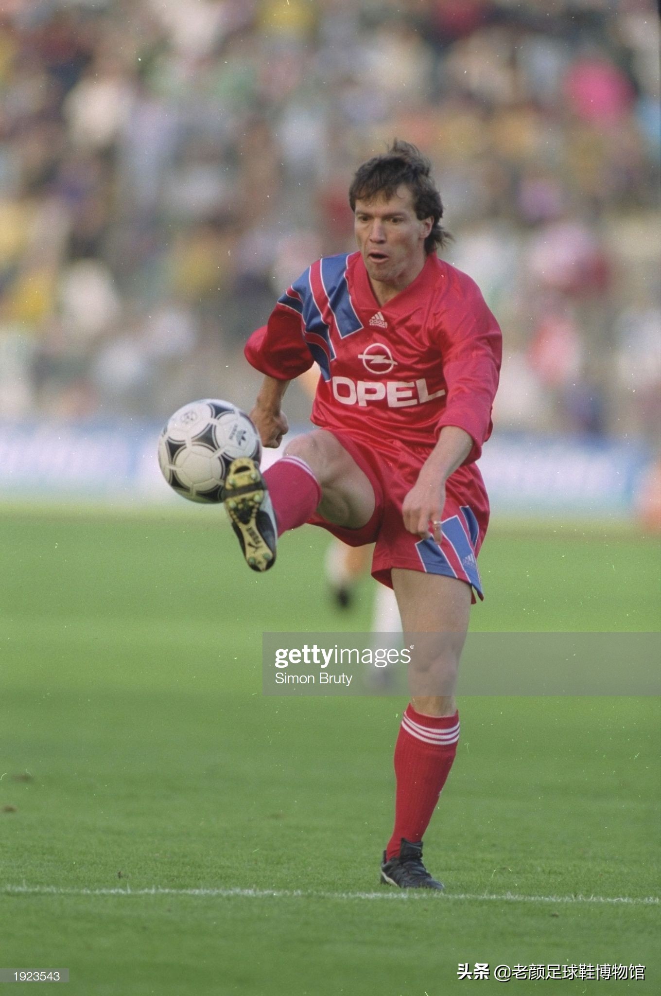 踢五届世界杯娶五个老婆，拜仁大佬39岁双杀皇马后和嫩草女友私奔