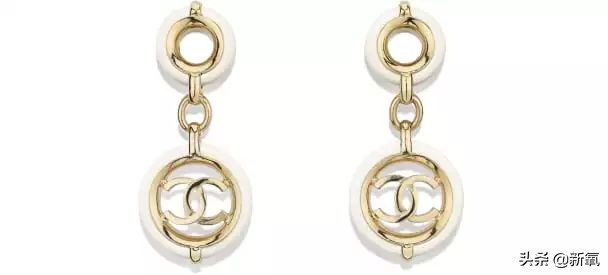 怎么买香奈儿女表,两万多买lv还是香奈儿