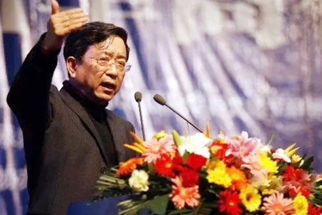 北大才子余杰:自称蒙古人,勾结*华反**势力讨好美国,一切有迹可循