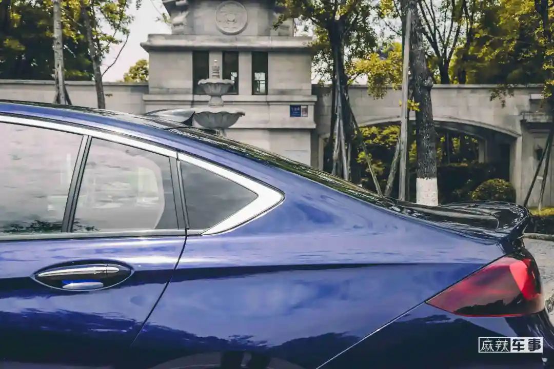 全新君威gs2.0t,君威gs新款试驾视频