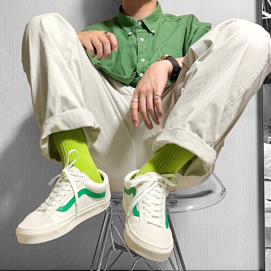 工作累了来瓶酒,工作累了快来放松一下