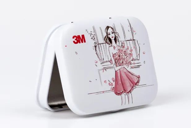 换季脸上爆痘用什么都过敏,换季过敏长痘用什么护肤品