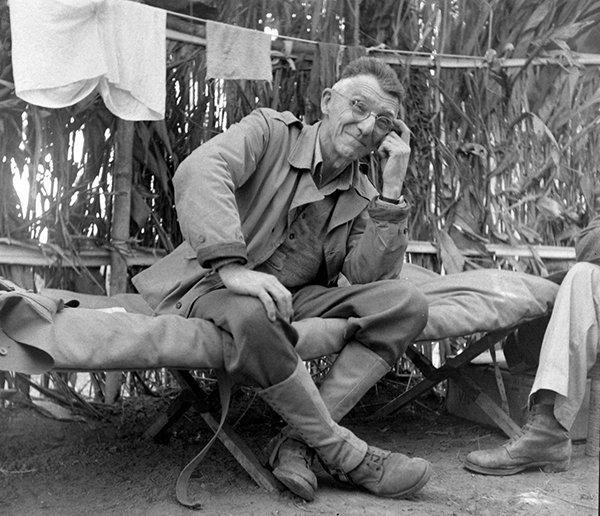 中国远征军极难之战：被围34天靠蕉叶充饥，解围时日军排长帮大忙