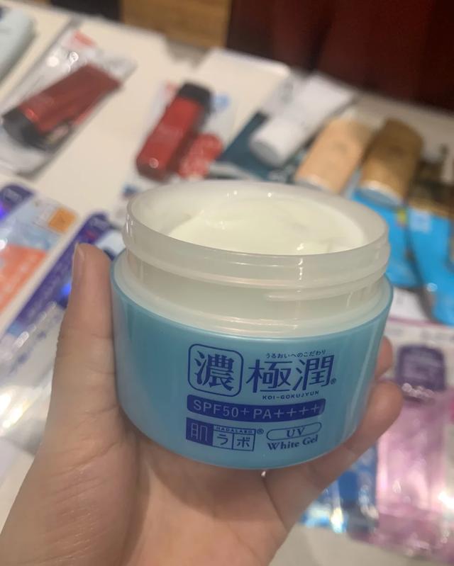 面霜保湿滋润秋冬珂润,高保湿修护面霜推荐平价