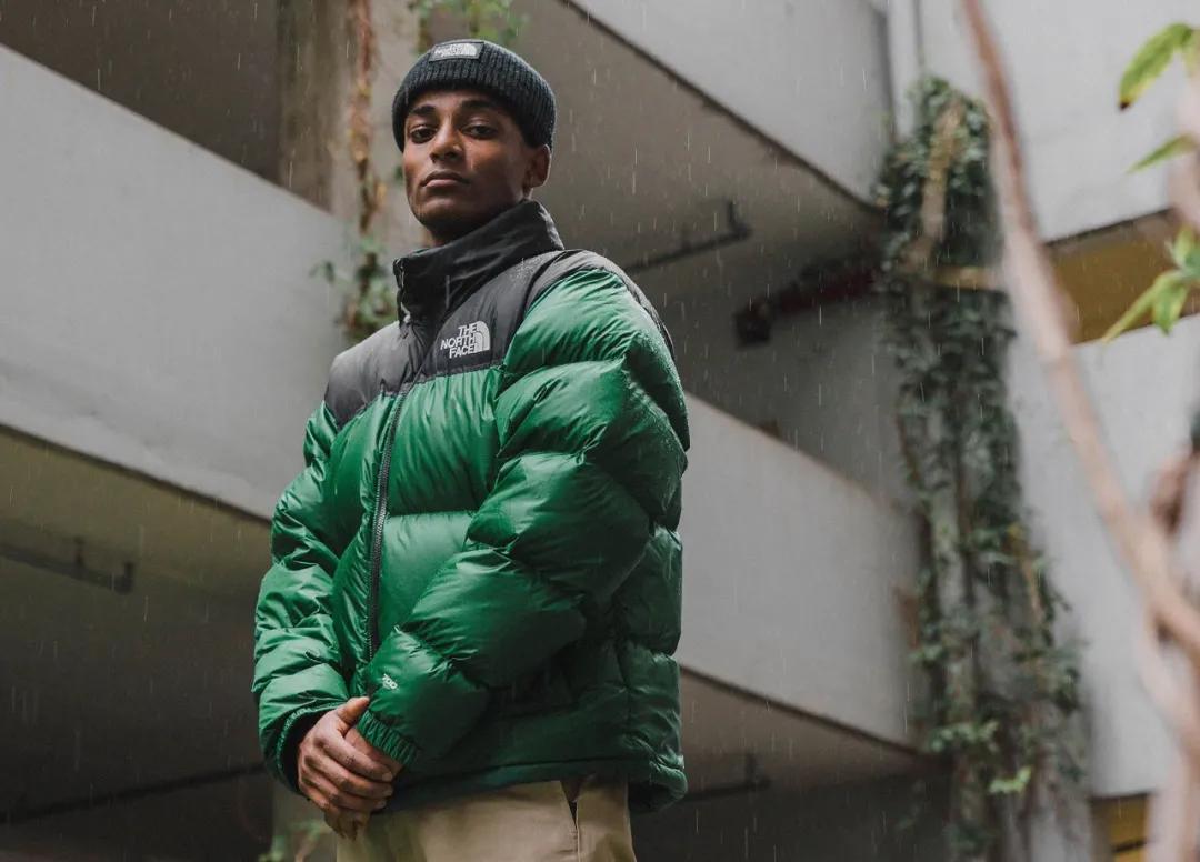 为什么大家都把北面当校服,北面是如何成为校服的