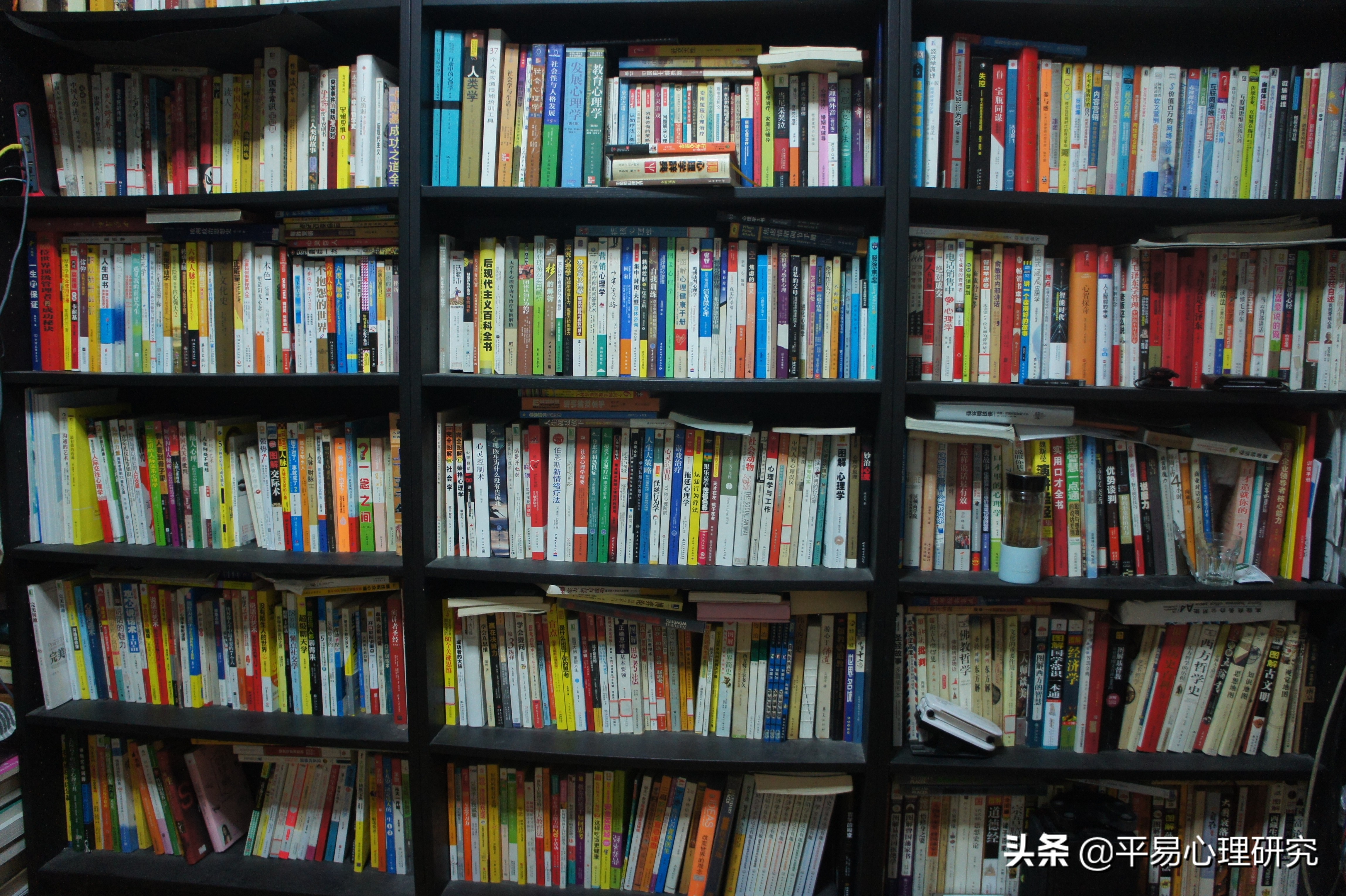 如何克服社交恐惧心理学书籍,内向的人如何突破社交恐惧