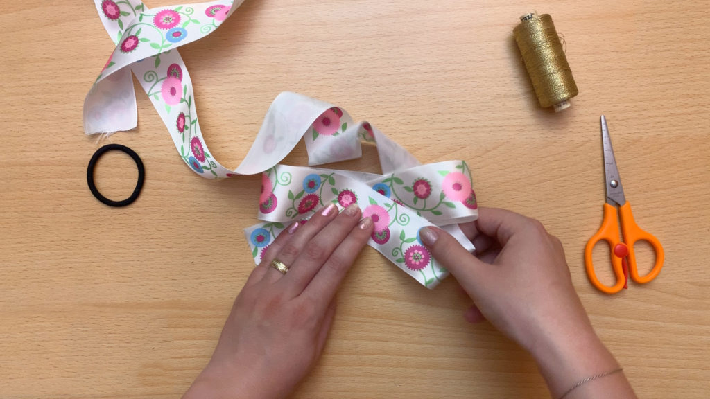 怎么打单蝴蝶结和双蝴蝶结好看,系鞋带方法简单又好看双蝴蝶结