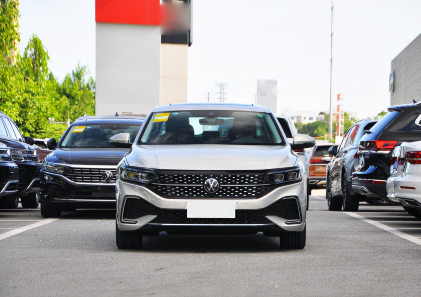 喜欢性价比高的车,喜欢高一点的suv